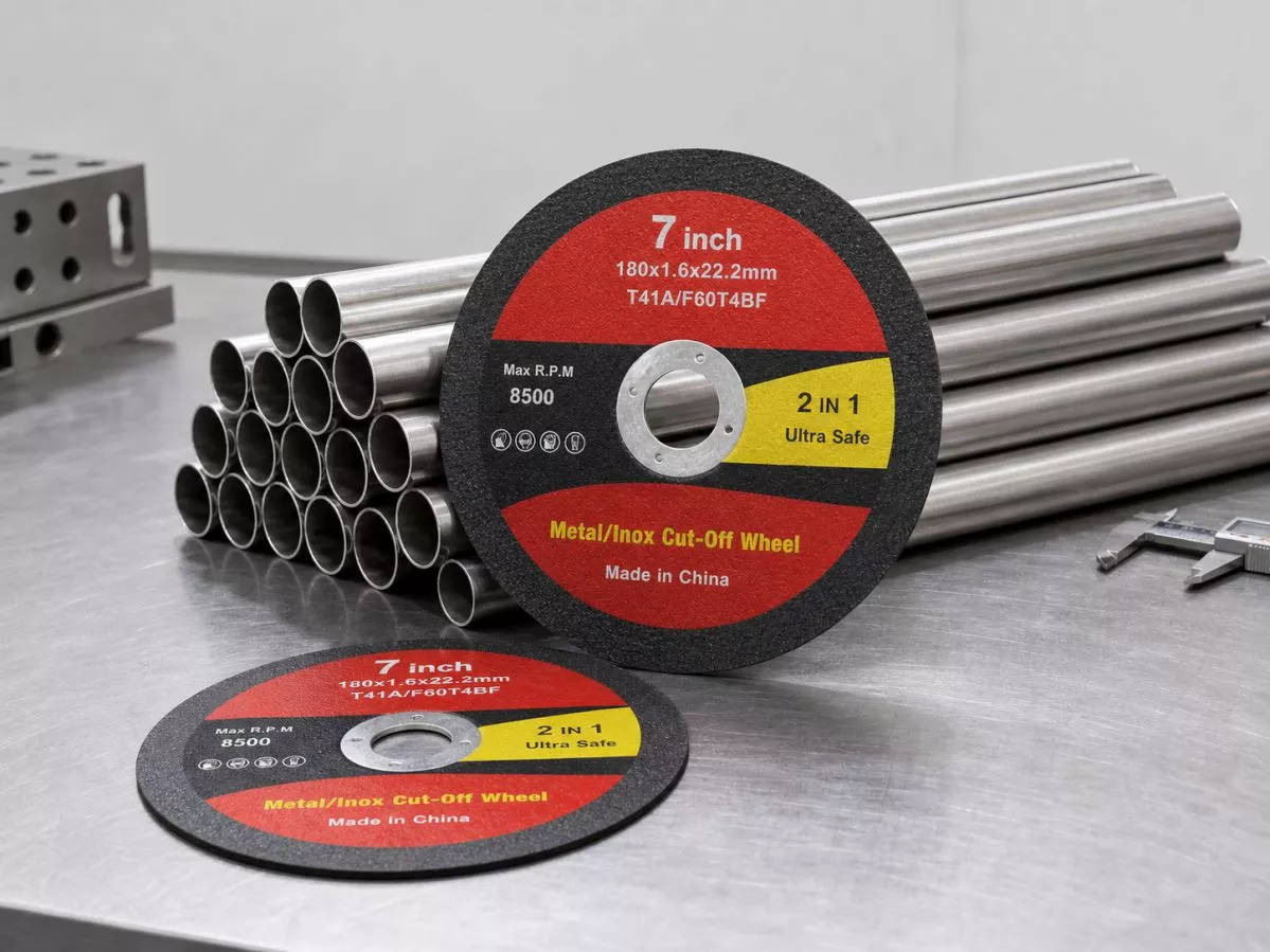 Disco de corte ultra delgado de 7 pulgadas 180mm 1.6mm para corte de tubos de acero inoxidable — Disco plano T41A para uso en amoladoras angulares para metal e inox